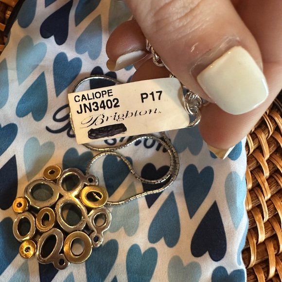 Brighton Silver Necklace Elegant Jewelry - Picture 4 of 4